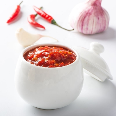 Γλυκιά Ζαχαρωτή 320 G Chili Sriracha Ζεστή σάλτσα τσίλι για εξατομικευμένη συσκευασία Σούπερ μάρκετ